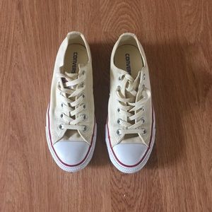 Converse Sneakers NWOT